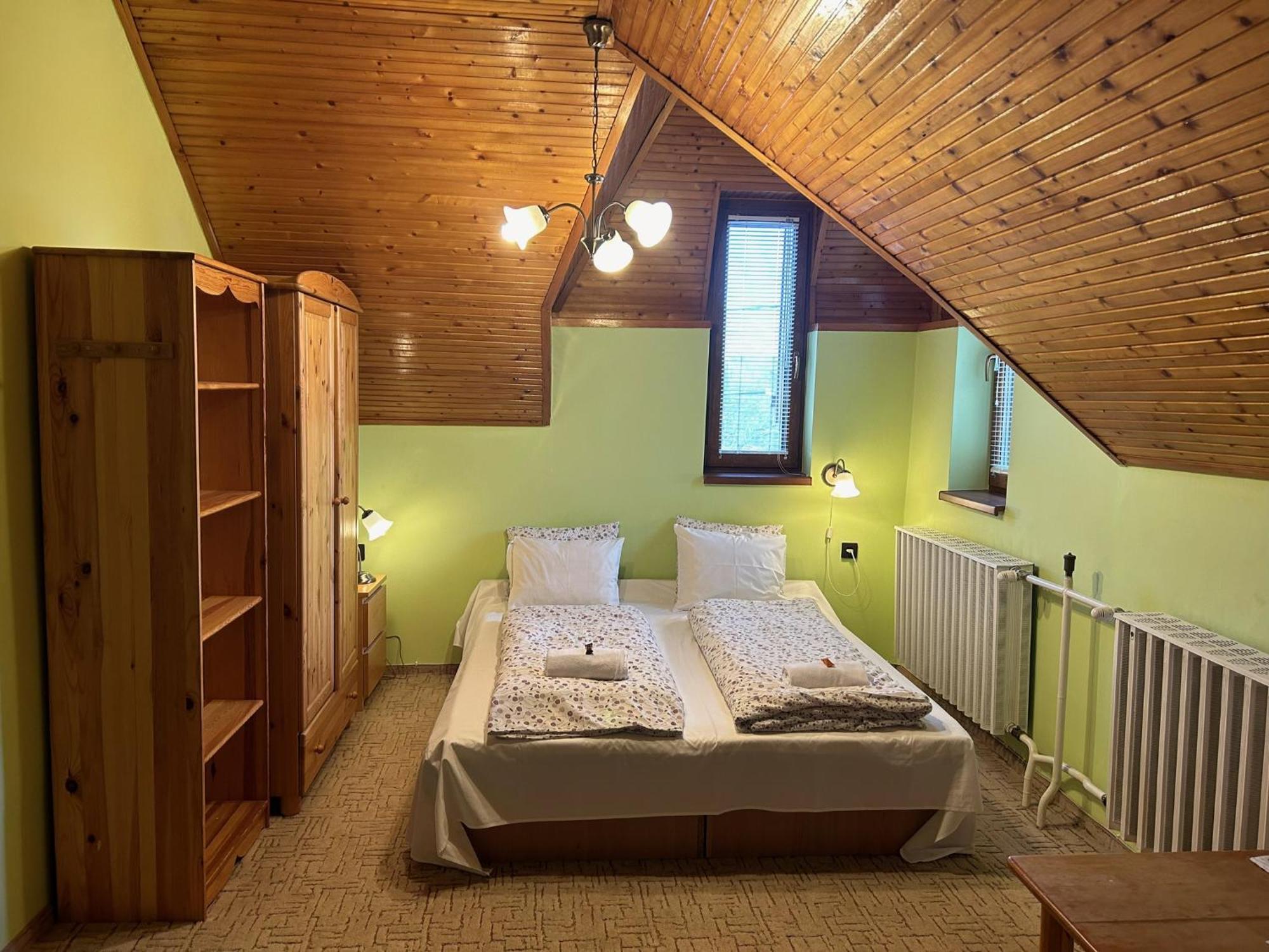 Hotel Galeria Vendeghaz Mezőkövesd Zewnętrze zdjęcie